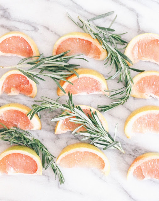 Rosemary Grapefruit Champagne Fizz