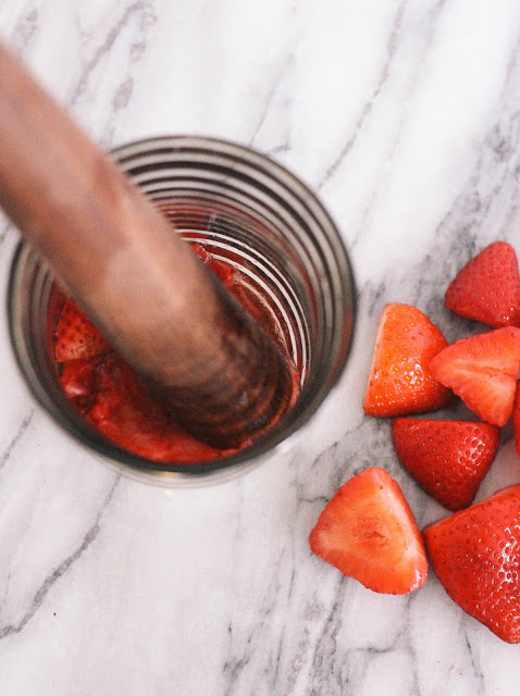 Strawberry Mint Julep Kentucky Derby Cocktail