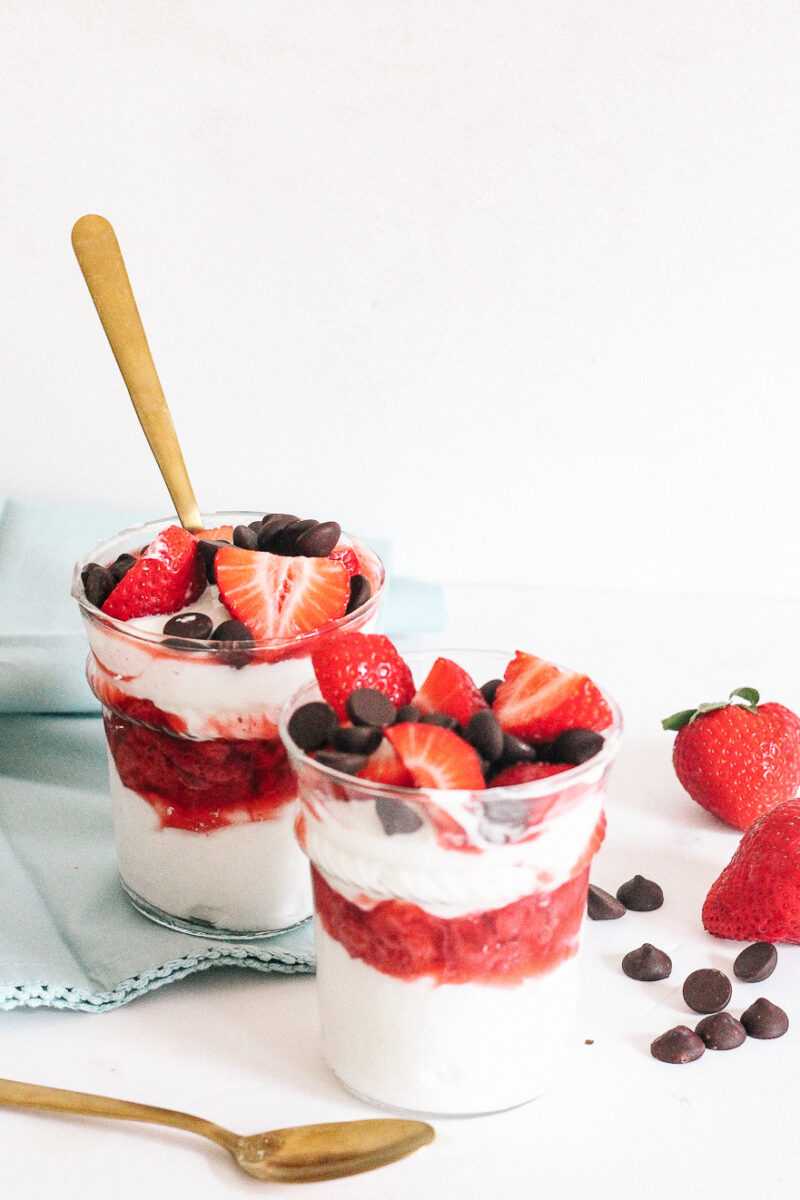 Skinny Strawberry Sundae