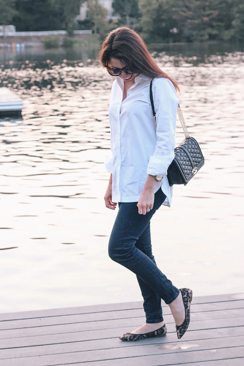 Crisp White Blouse and Dark Skinnies